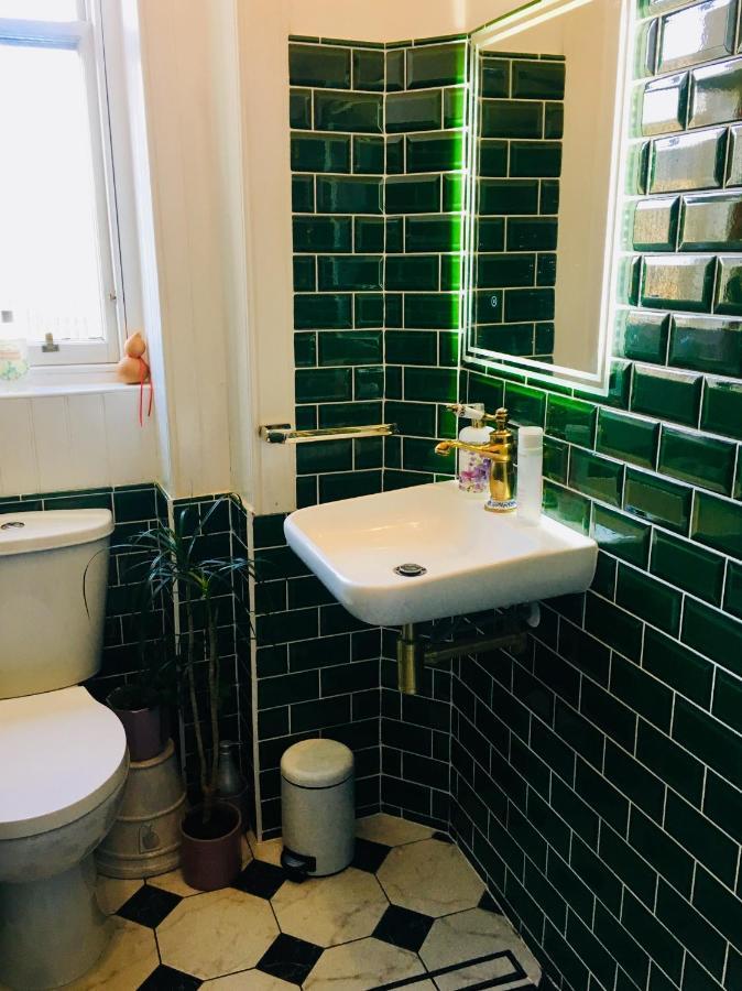 Good Times Edinburgh Elm Row City Centre Apartment Esterno foto
